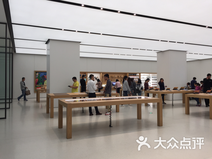 包含applestore手机商店的词条